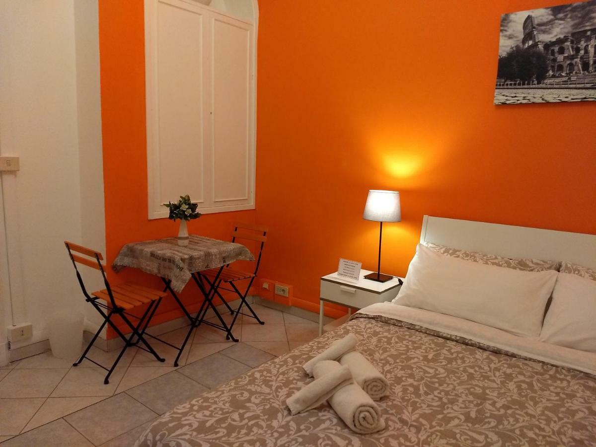 Amoraroma, Economy With Shared Bathrooms Gasthuis