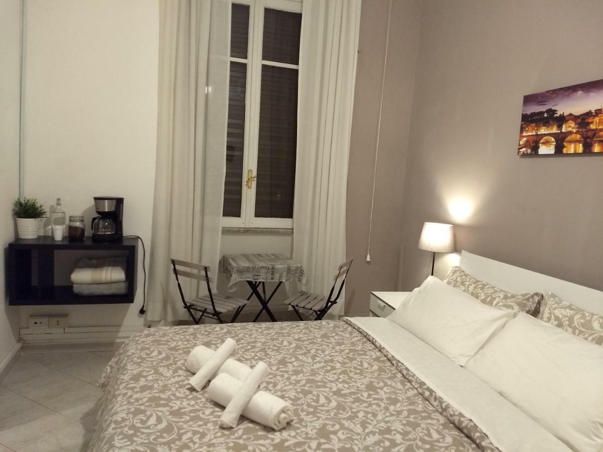 Amoraroma, Economy With Shared Bathrooms Gasthof
